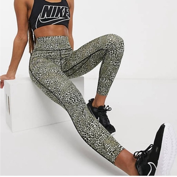 Nike gym tights Training One Sculpt 7/8 tight black leopard sz L ck3072 jaguar - Picture 1 of 11